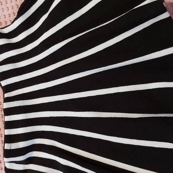 Girl's skirt - Picture 3 of 6